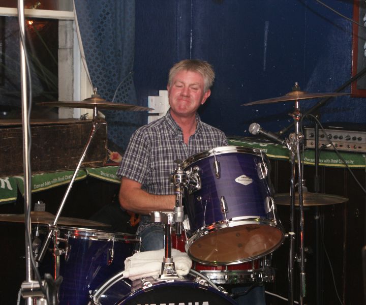 The Juju Men at the Lord Nelson (27th November 2011 - Photo by Ken Knight)