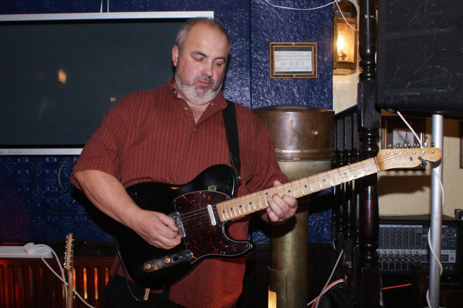 The Juju Men at the Lord Nelson (27th November 2011 - Photo by Ken Knight)